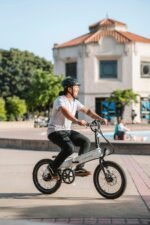 Lectric eBikes - XP Lite2 Foldable eBike: 45 miles Max Operating Range & 20 mph Max Speed - Unisize - Arctic White - Image 6