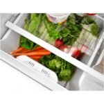 Amana - 18 Cu. Ft. Wide Top-Freezer Refrigerator with Garden Fresh Crisper Bins - Black - Image 7