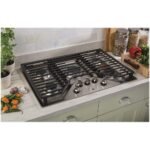 GE - 30" Gas Cooktop - Stainless Steel - Image 3