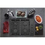GE - 30" Gas Cooktop - Black - Image 3