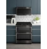 GE Profile - 2.1 Cu. Ft. Over-the-Range Microwave with Sensor Cooking and Chef Connect - Black Stainless Steel - Image 3