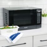 Panasonic - 1.2 Cu. Ft. 1200 Watt SN66KB Microwave with Inverter and Genius Sensor - Black - Image 5
