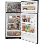 GE - 16.6 Cu. Ft. Top-Freezer Refrigerator with Interior LED Lighting - Black - Image 4