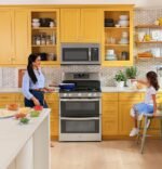 GE - 1.7 Cu. Ft. Over-the-Range Microwave with Sensor Cooking and Defrost - Stainless Steel - Image 6