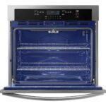 Samsung - 30" Built-In Single Wall Oven with WiFi - Stainless Steel - Image 5