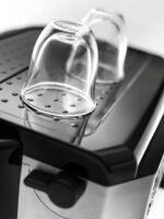 De'Longhi - Digital All-in-One Combination Coffee and Espresso Machine - Black and Stainless Steel - Image 4