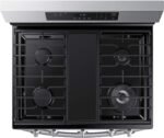 Samsung - 6.0 cu. ft. Freestanding Gas Range with 18K BTU Dual Power Burner & Self Clean - Stainless Steel - Image 7