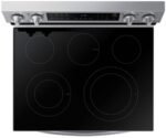 Samsung - 6.3 cu. ft. Freestanding Electric Range with WiFi, No-Preheat Air Fry & Convection - Stainless Steel - Image 7
