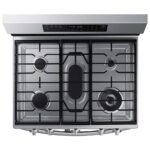 Samsung - 6.0 cu. ft. Smart Freestanding Gas Range with Stainless Cooktop & Air Fry - Stainless Steel - Image 6