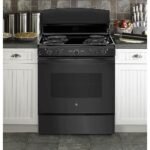 GE - 5.0 Cu. Ft. Freestanding Electric Range - Black - Image 6