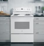 GE - 5.0 Cu. Ft. Self-Cleaning Freestanding Electric Range - White - Image 7