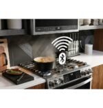 GE Profile - 5.6 Cu. Ft. Slide-In Gas True Convection Range with Built-In Wi-Fi and Hot Air Frying - Stainless Steel - Image 6
