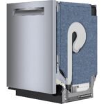 Bosch - Benchmark Series 24" Top Control Smart Built-In Stainless Steel Tub Dishwasher with 3rd Rack, 38 dBA - Stainless Steel - Image 2