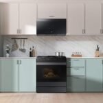 Samsung - Bespoke 6.0 Cu. Ft. Slide-In Gas Range with Air Sous Vide - Matte Black Steel - Image 2