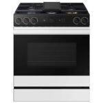 Samsung - Bespoke 6.0 Cu. Ft. Slide-In Gas Range with Smart Oven Camera - White Glass