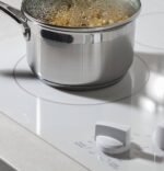 GE - 30" Built-In Electric Cooktop - White - Image 6