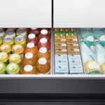 Samsung - BESPOKE 29 cu. ft. 4-Door French Door Smart Refrigerator with AutoFill Water Pitcher - White Glass - Image 7