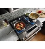 KitchenAid - 6.4 Cu. Ft. Self-Cleaning Slide-In Dual Fuel Convection Range - Stainless Steel - Image 6